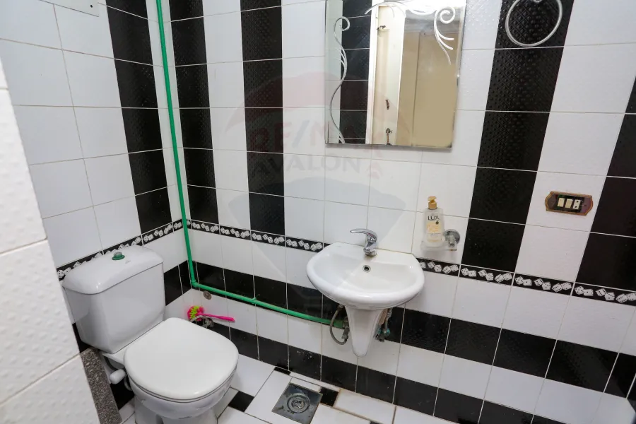 Apartment for sale 180 m Sidi Bishr (khaled ebn el walid St - steps from mohamed nagib st)