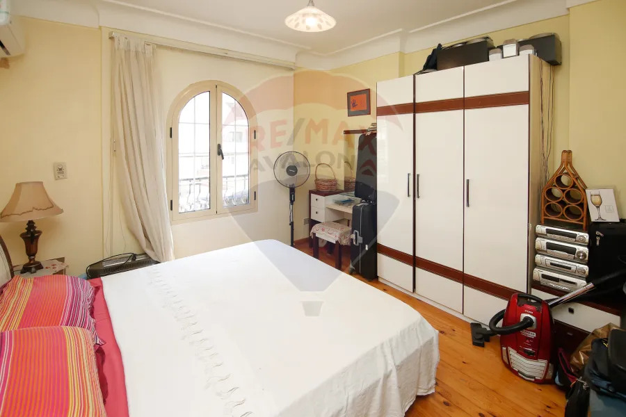 Apartment for Sale 207 m Kafr Abdou (Saint Genis St.)