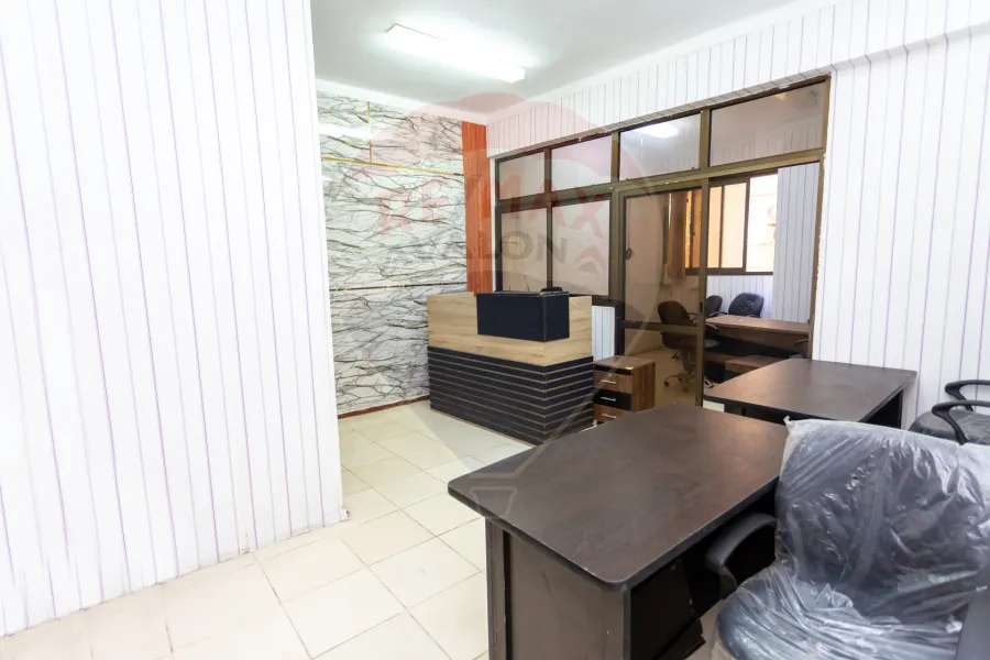 Licensed Administrative office for sale 45 m Smouha (Sidi Gaber Towers)