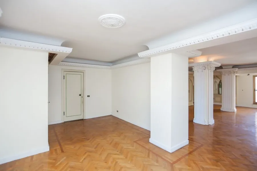 Apartment for sale 300m Mostafa Kamel(Tram St.)