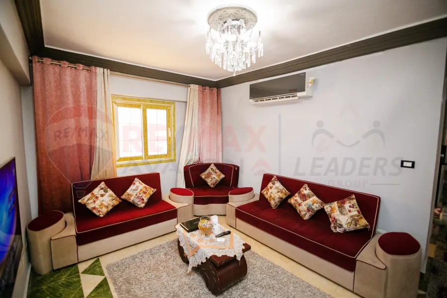 شقة للبيع 200 م  العصافرة بحري (ش جمال عبد الناصر)