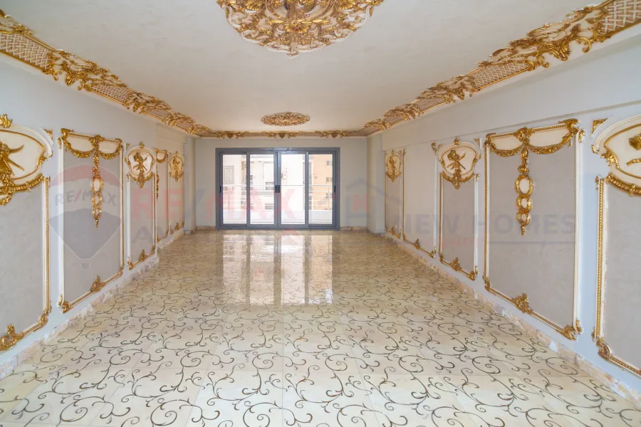 Apartment for sale 185 m Saba Basha (building on the sea - brand building)