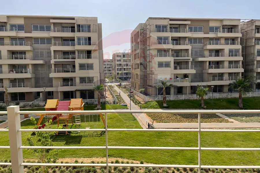 Duplex apartment for sale 217 m + 92 m garden New Cairo (Palm Hills Capital Gardens)