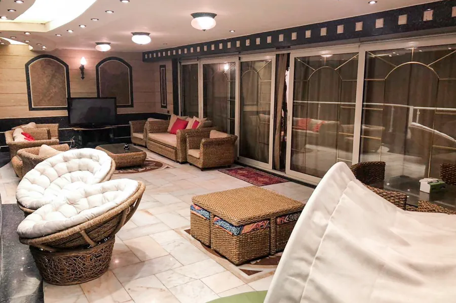 Apartment for sale 600 m San Stefano kornich (Al Nahhas Building)