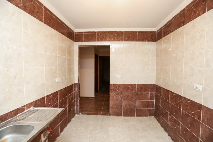 Apartment for sale 130m Victoria (Tram Station)