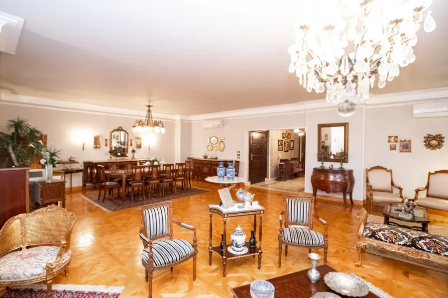 Luxury Apartment for Sale 304 m Kafr Abdou ( villa area )