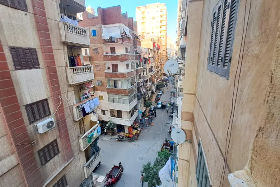 شقة للبيع 100 م سيدي بشر ( متفرع من جمال عبد الناصر )