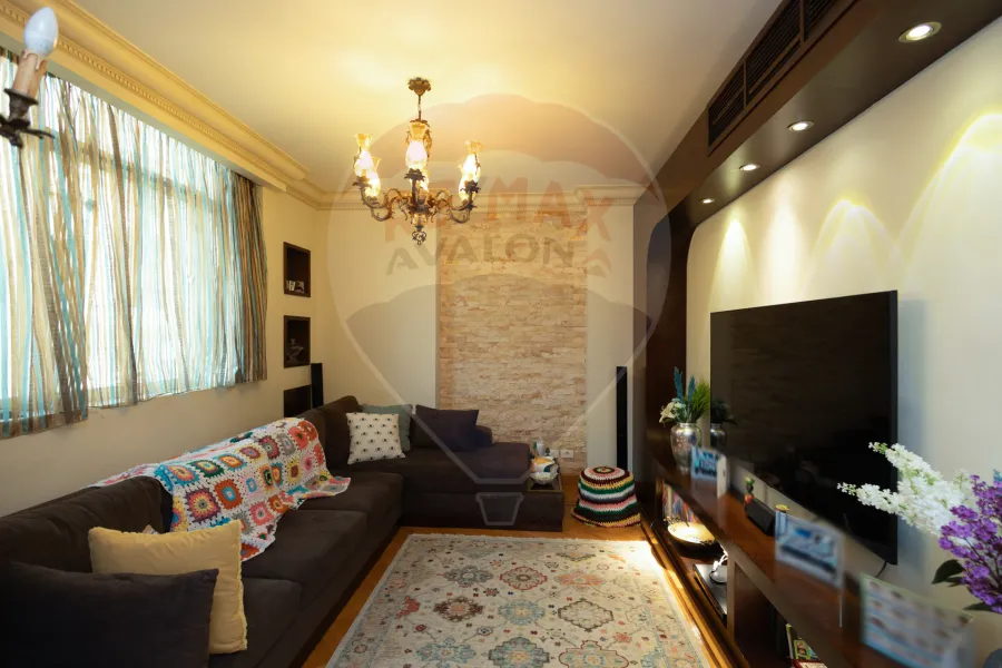 Apartment for rent 160 m Smouha (Albert Al-Awal st. - brand building)