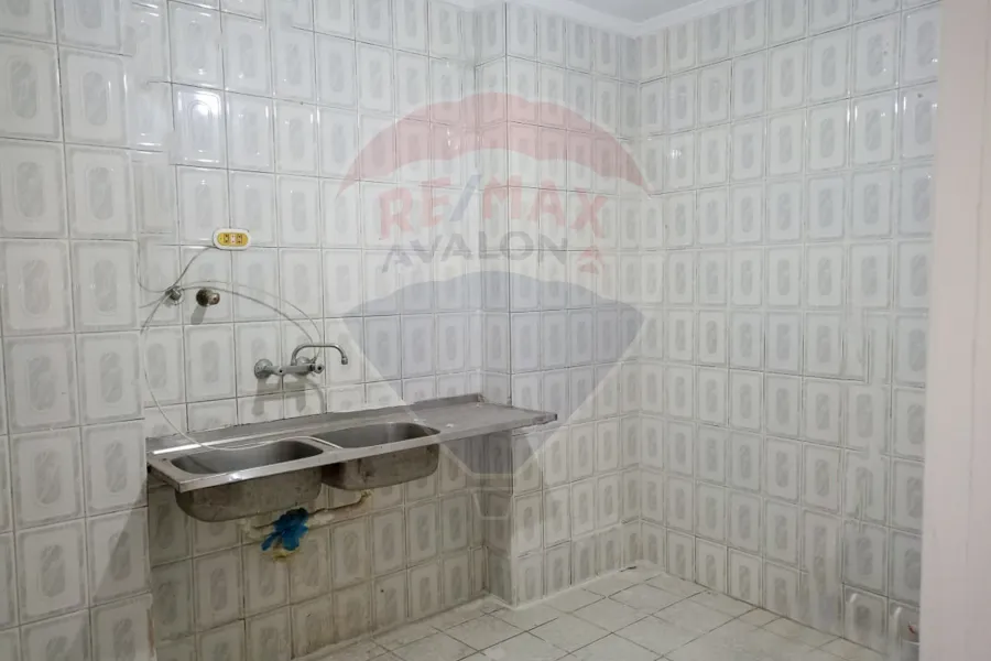 شقة للبيع 100 م سان ستيفانو (خطوات من البحر)