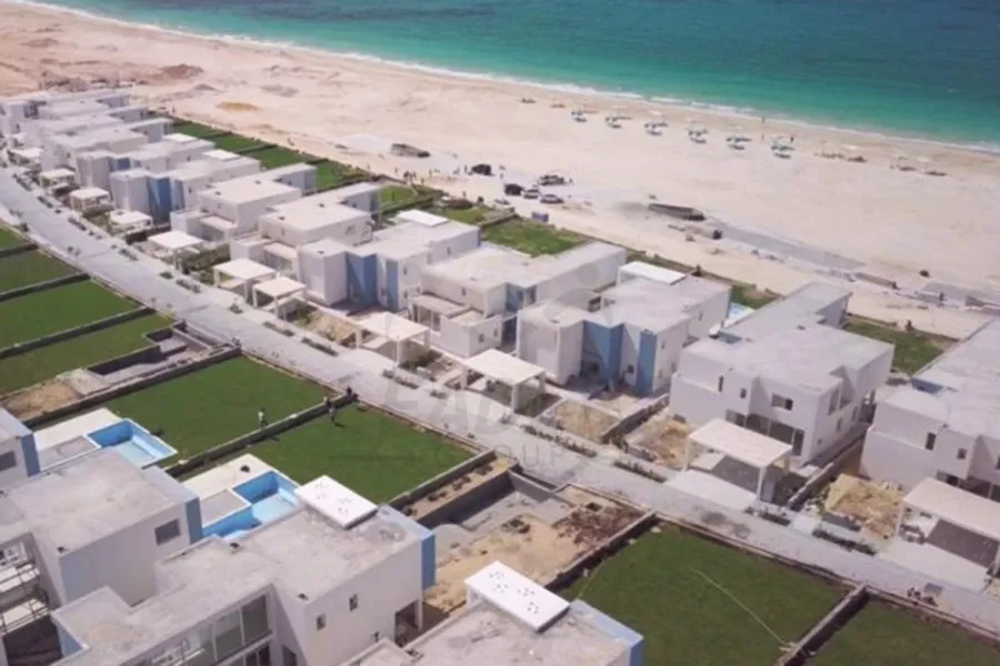 شاليه للبيع (فوكا باي - راس الحكمه) 80 م