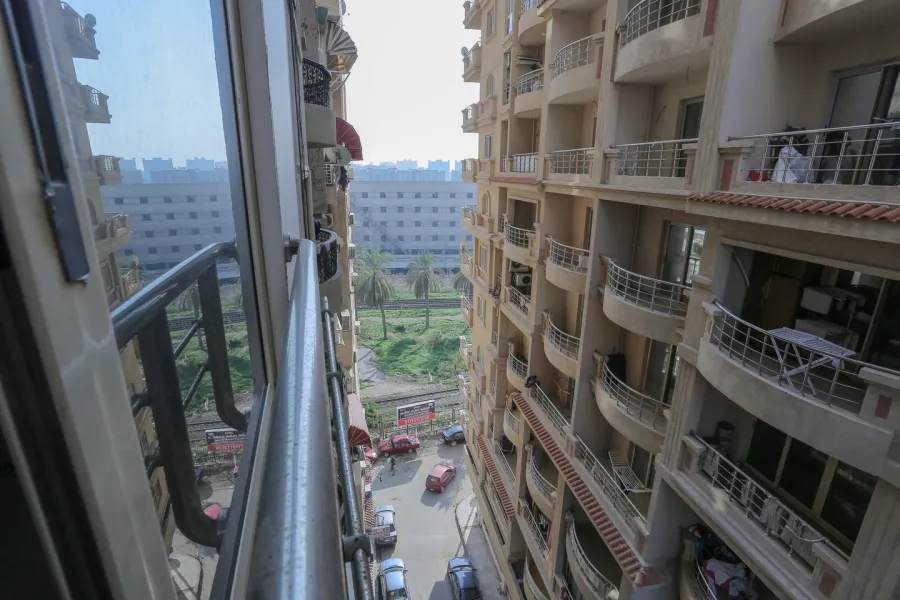 Apartment for sale 180 Kafr Abdo (Sanit Gainy St.)