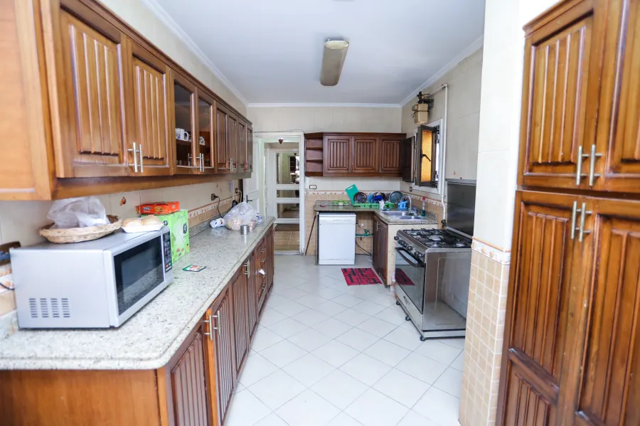 Apartment For Sale 550 m Louran (Steps from the sea)