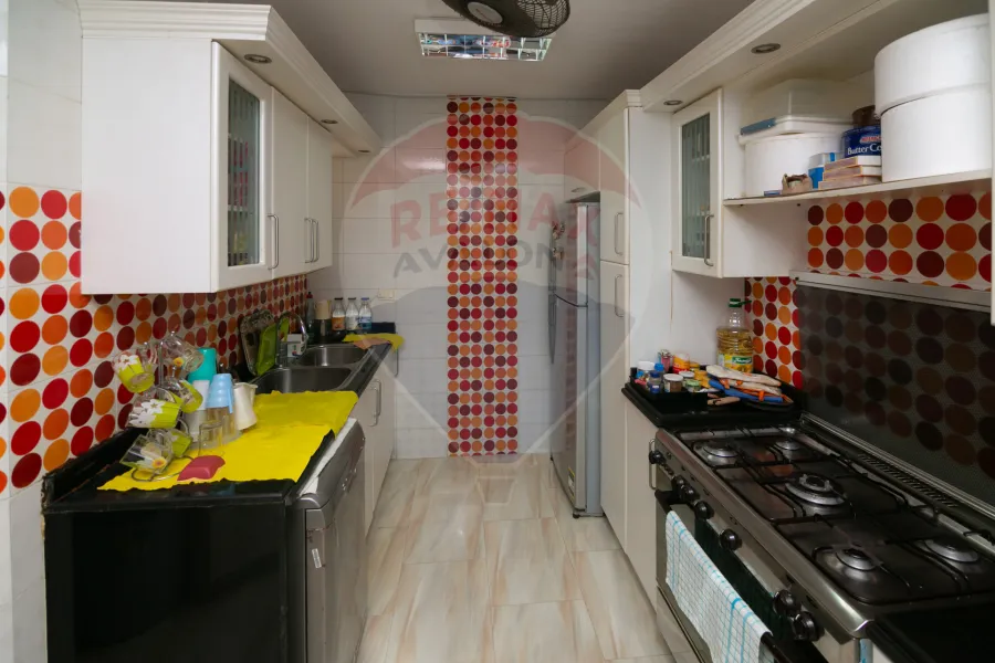 فيلا للبيع الساحل (مارينا 6)