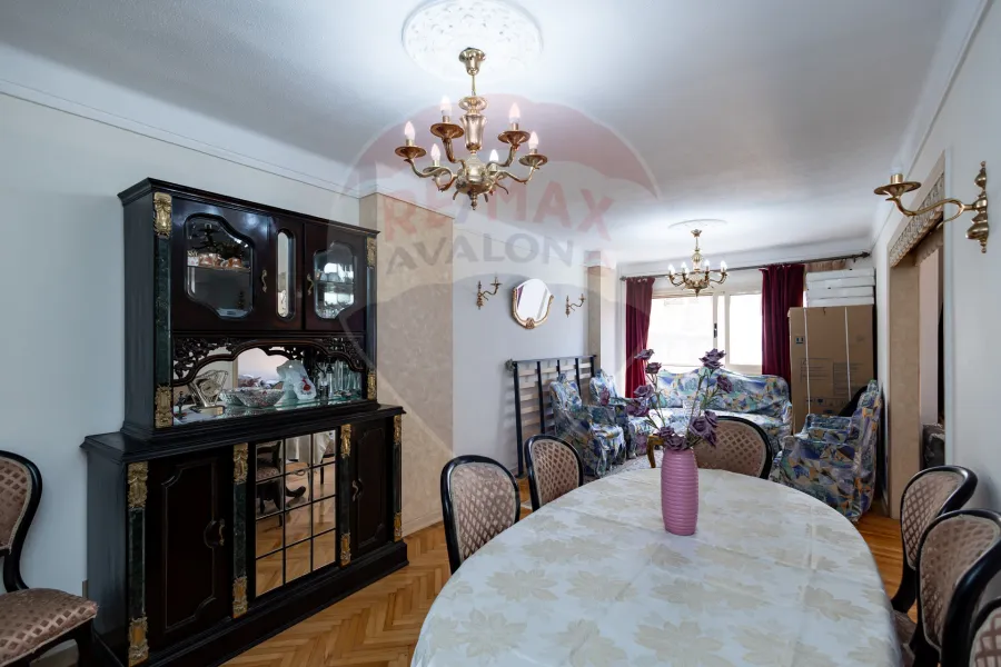 شقة للبيع 130 م فلمنج (على الترام)