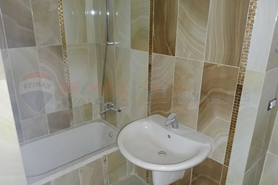 Apartment for rent 190 m Louran (Al Akbal St)