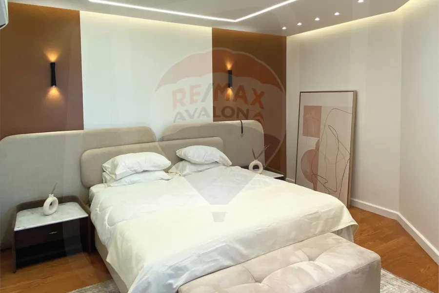 Sky Villa for sale 276 m (Skyline)