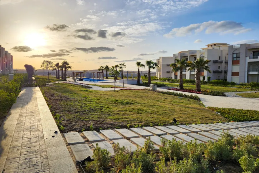 شاليه علوي للبيع (جايا - راس الحكمة) 83 م