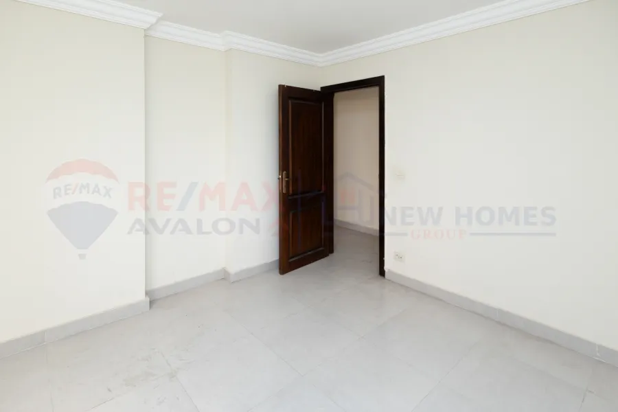 Apartment for rent 175 m Al-Ibrahimia (steps from Sporting Club)