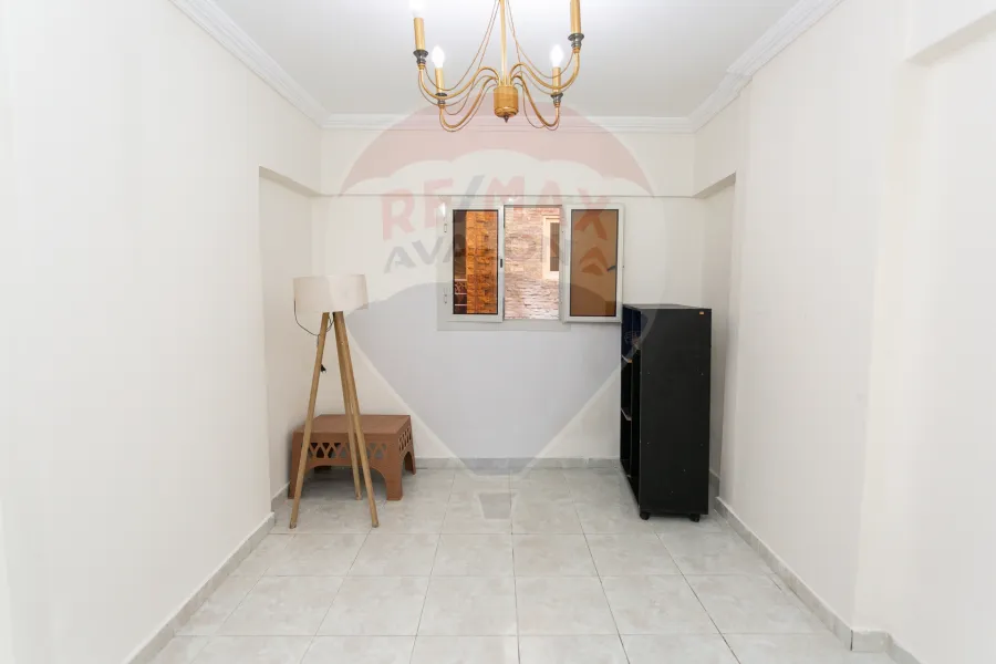 شقه للبيع 100 م كليوباترا (خطوات من فندق الحرم)