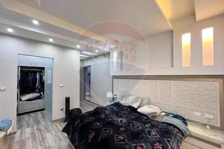 شقه للبيع  250 م سموحة (ش بهاء الدين الغتورى)