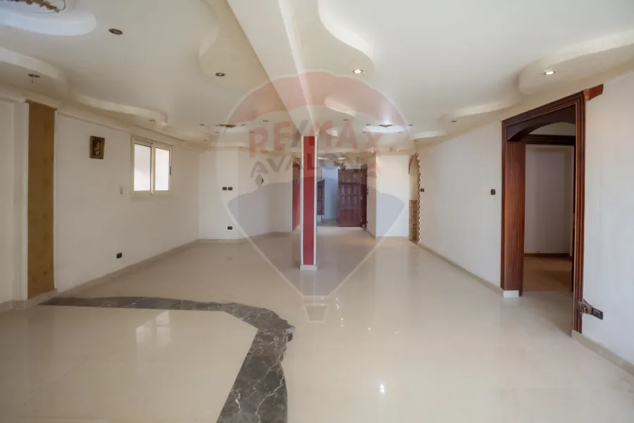 Apartment for sale 200 m Smouha (Hilton St.)
