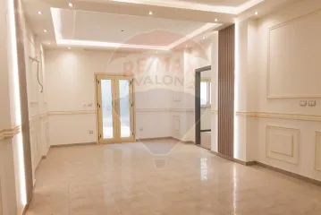 شقة للبيع 160 م سموحة (كومباوند الصفوة)