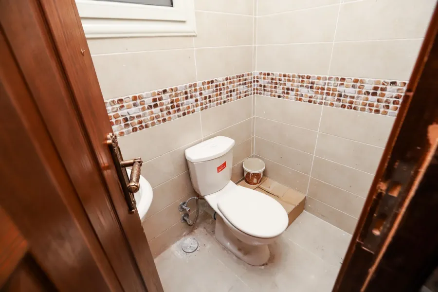 Apartment for sale 130m Victoria (Tram Station)