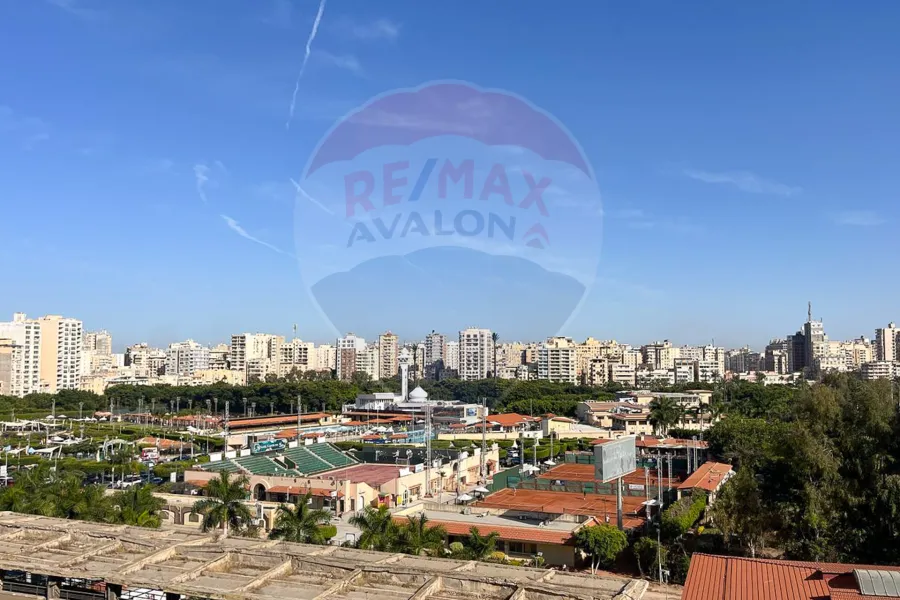 شقة للبيع 160م سبورتنج ترام (ش عمر لطفي)