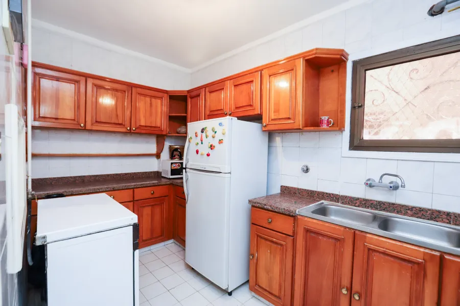 شقة للبيع 150 م جليم ( بجوار جليم باي )