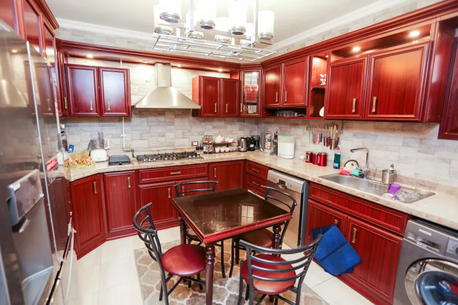 Apartment For Sale 195 m Zezinia ( Steps From Abo Qir St. )