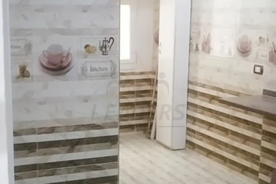 شقة للايجار 200 م جليم (علي الترام مباشرة)