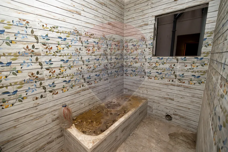 شقة للبيع 125 م المعمورة الشاطئ (كومباوند la vie - عزيز شنوده)