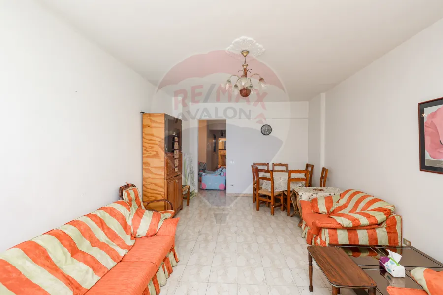 Furnished apartment for rent 115m Al Asafra (Directly on the Sea)