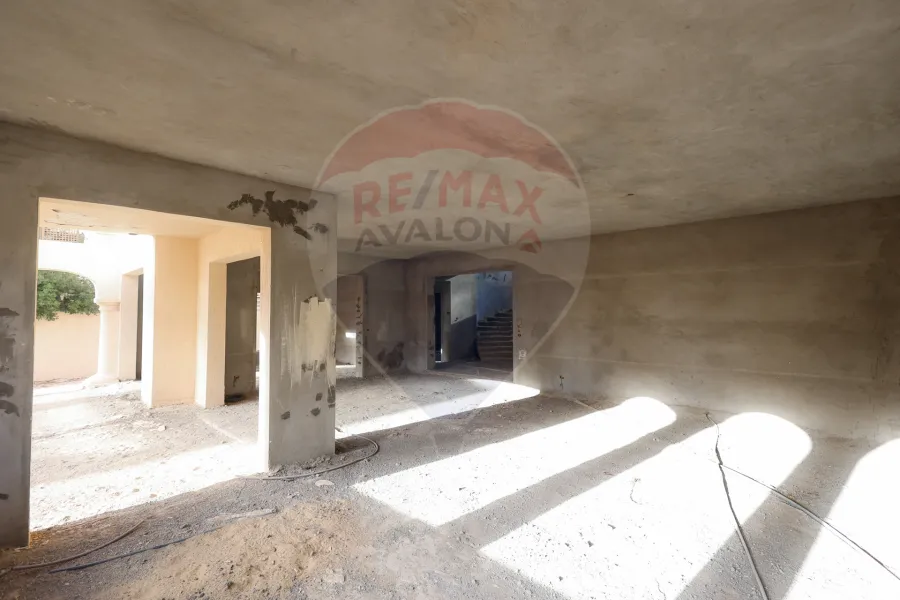 Standalone villa for sale 840 m King mariot (Alex West - Antoniades - model V3 )