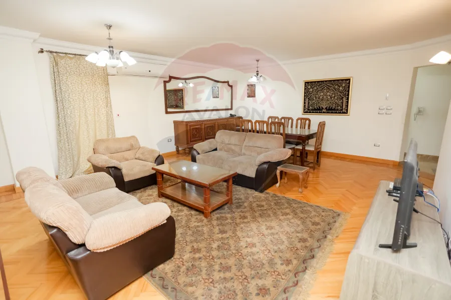 شقة للبيع 243 م سموحة (كومباوند انطونيادس)