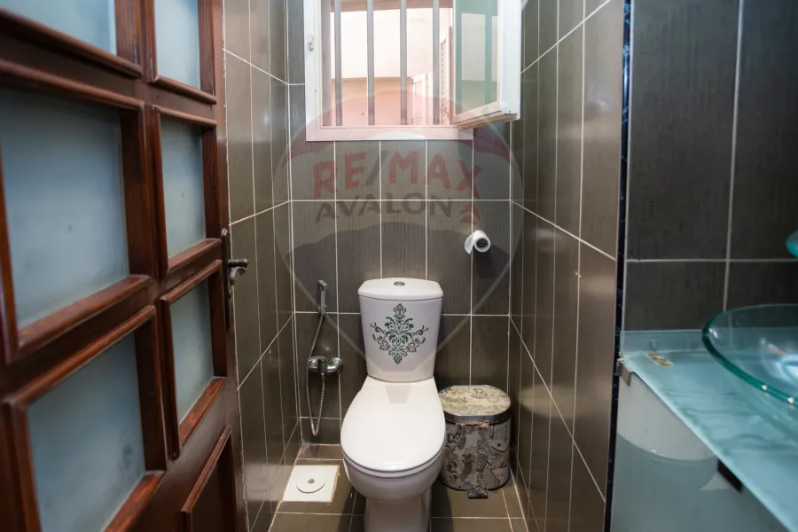 Apartment for sale 142 m Kafr abdou (Skina bnt elhoussin St.)