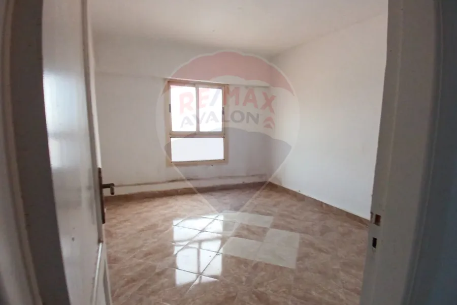 Apartment for sale 100 m El Montaza (Royal Plaza Towers)