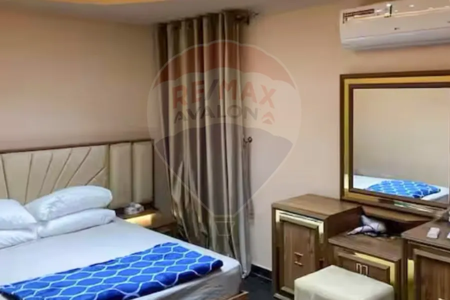 شقة للبيع 160 م كامب شيزار (شارع ممفيس)