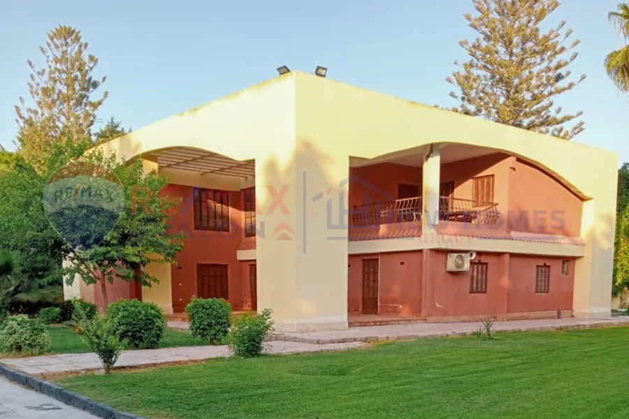 Villa for rent furnished 5500 m old king (branched from Omar Al-Mukhtar)