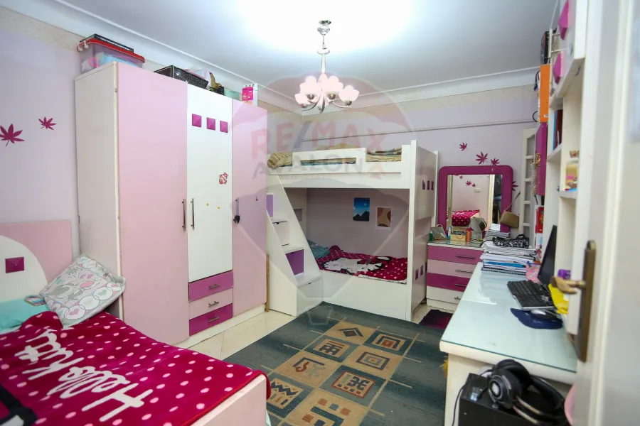 شقة للبيع 113 م زيزينيا (ش ابراهيم العطار)