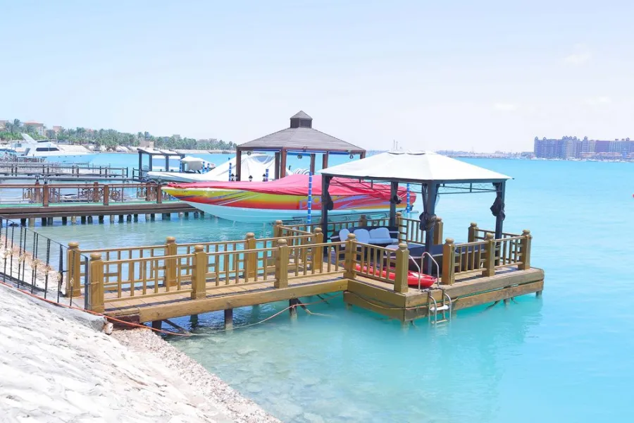 فيلا مستقلة فاخرة  2000م للبيع بلسان الوزراء