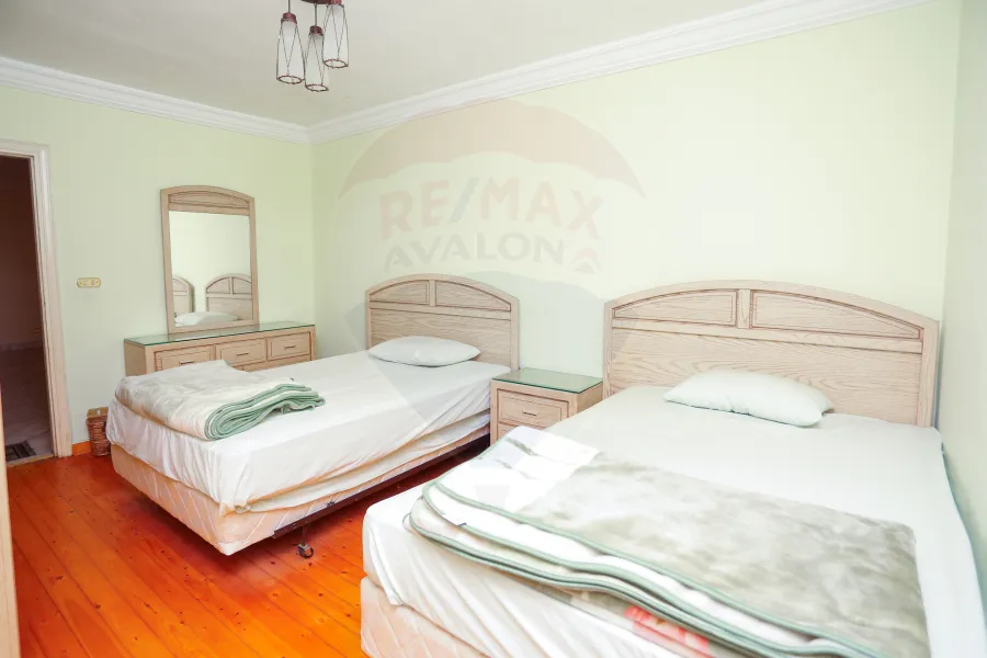 Apartment for Sale 300 m Gleem (Directly on Sea)