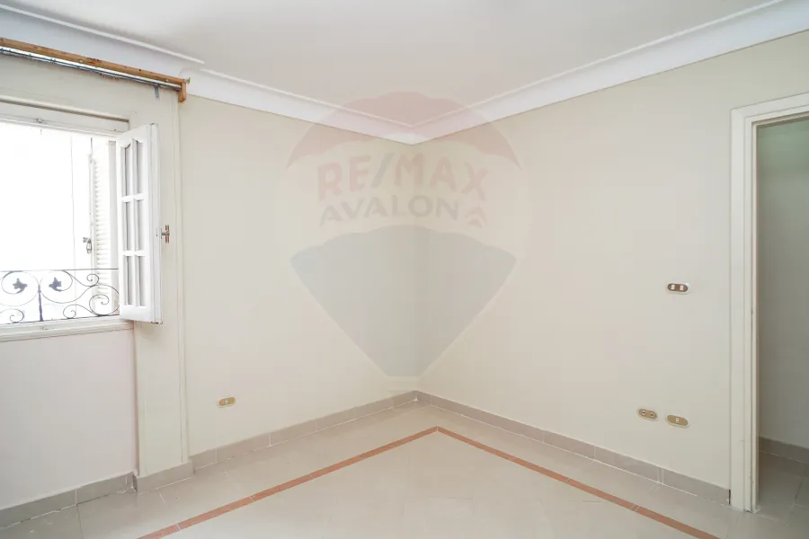 Apartment for rent 154 m Sidi Gaber (directly on the tram)