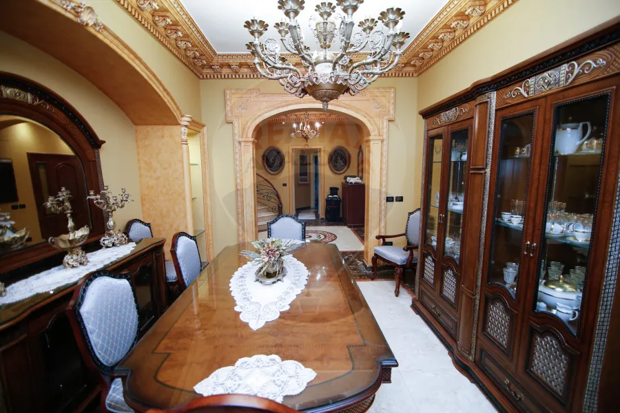 Duplex Apartment For Sale 250 m sidi beshr ( steps from mohamed nageb st)
