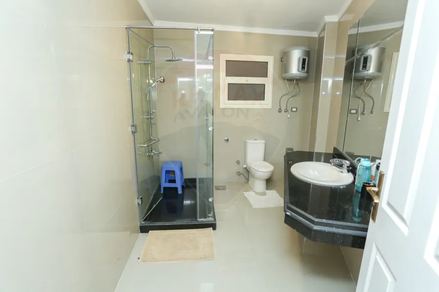 شقة دوبلكس للإيجار256 م سموحة (خطوات من فوزى معاذ ) - عمارة براند