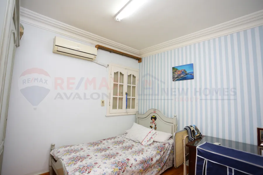 شقة للبيع 215 م كفر عبده (ش ابراهيم راجي)