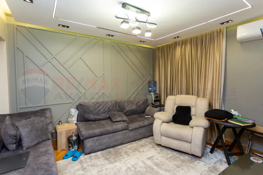 Apartment for sale 155 m Zezinia (Amin Yehia st.)