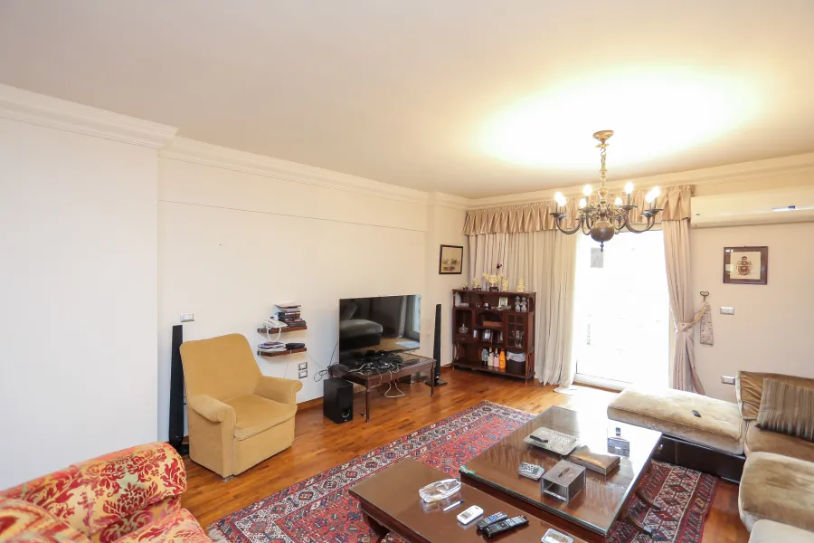 Apartment for sale 192 Roushdi (No 2 from Tram St)