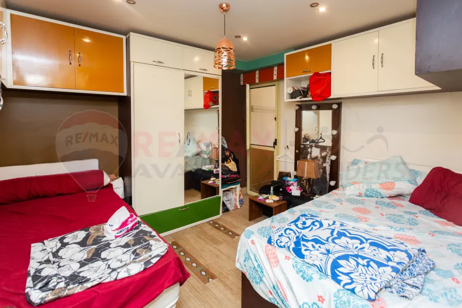 Apartment for sale 182 m Gleem (branching from the sea)