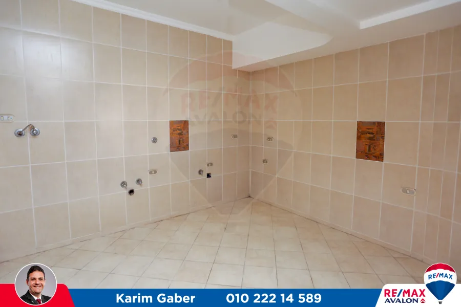 Apartment for sale 198 m Smouha (Continental Towers - Fawzy Moaz St.)